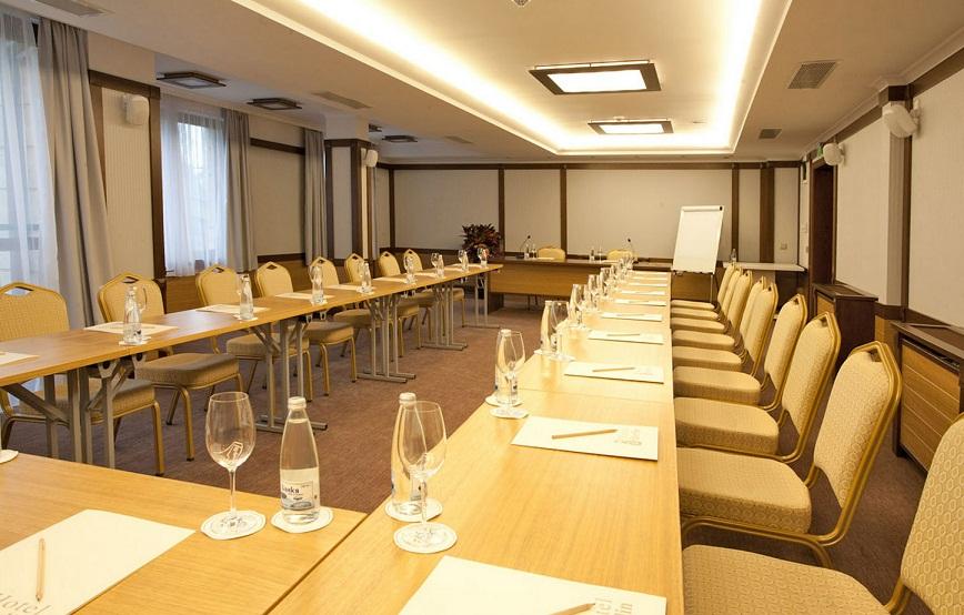 Hotel Berlin Park Vitosha Sofya İş olanakları fotoğraf