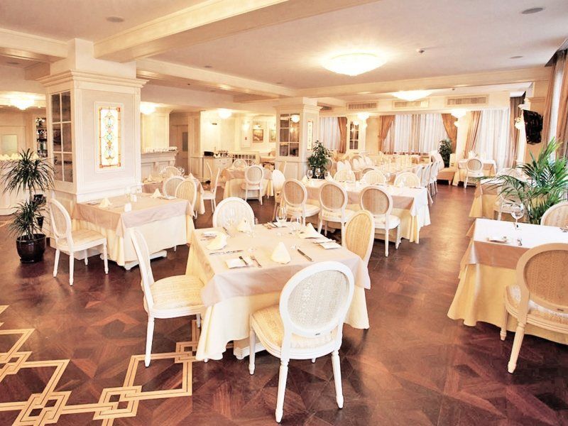 Hotel Berlin Park Vitosha Sofya Dış mekan fotoğraf